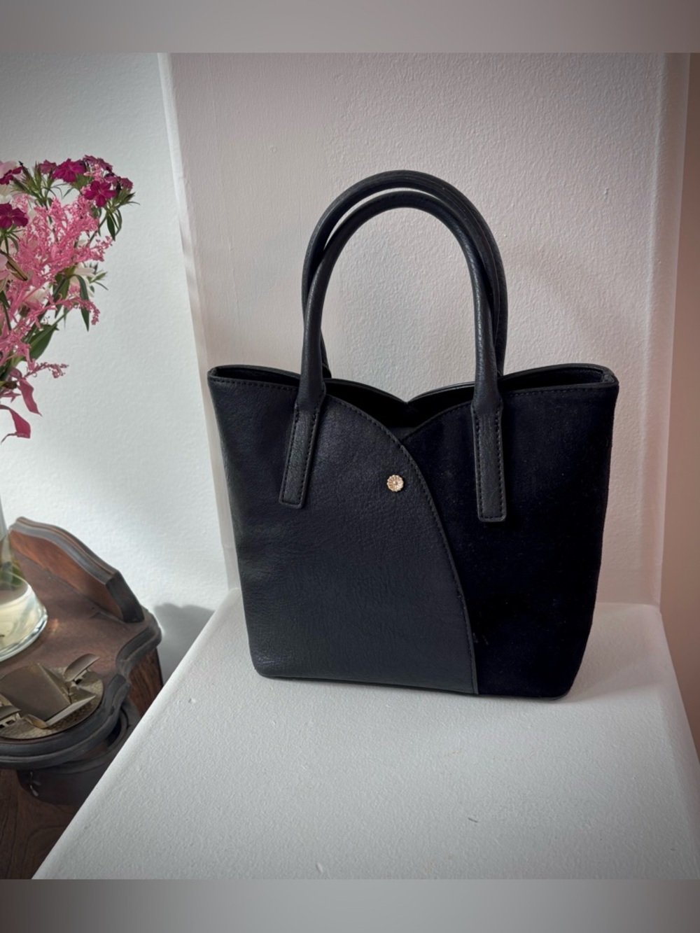 Lauren Conrad ▪️ Faux Leather Handbag w. Shoulder Strap